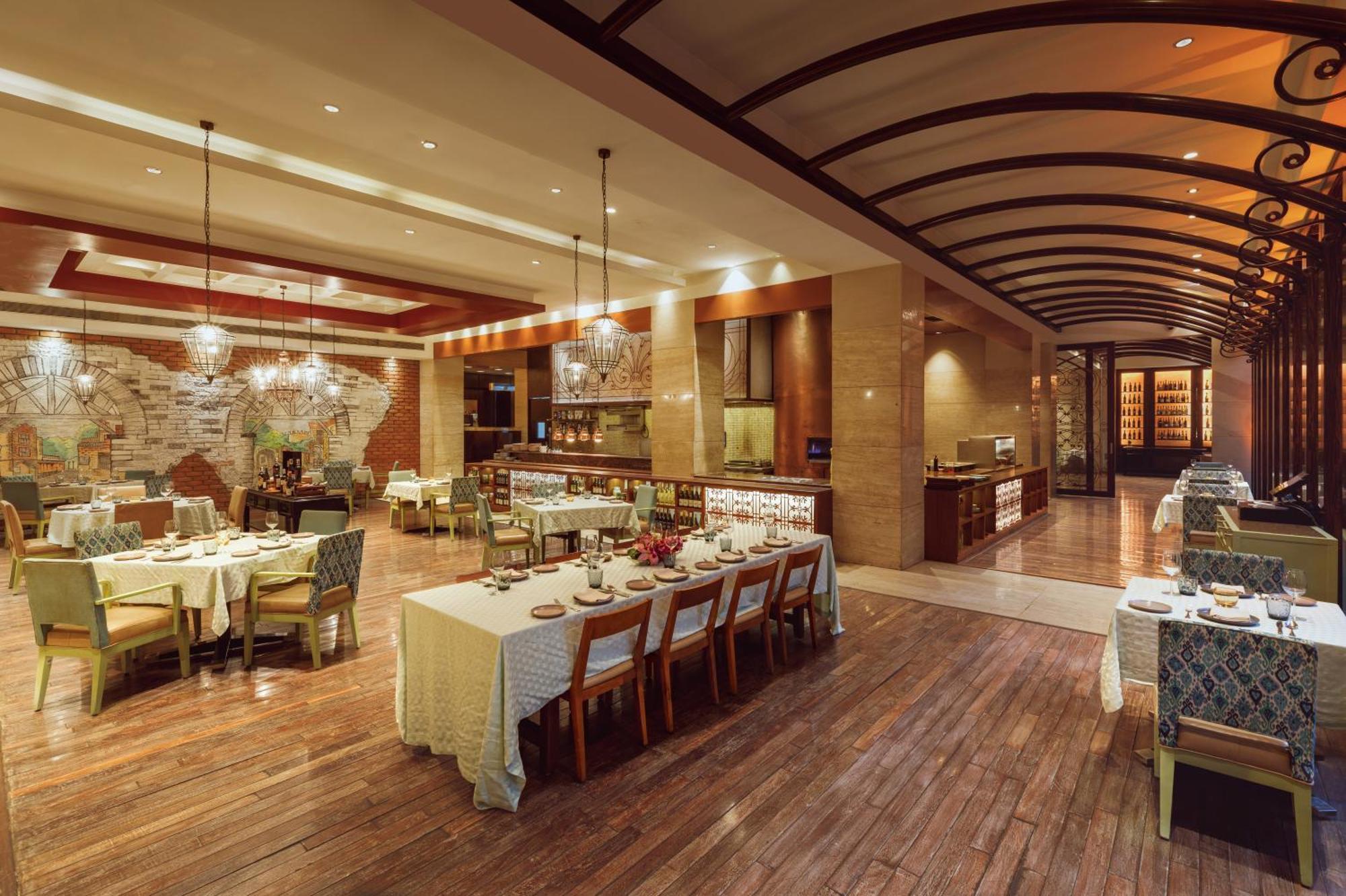 Hyatt Regency & Residences