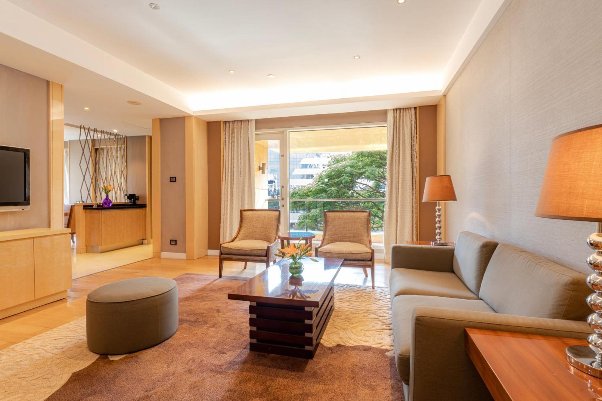 Hyatt Regency & Residences